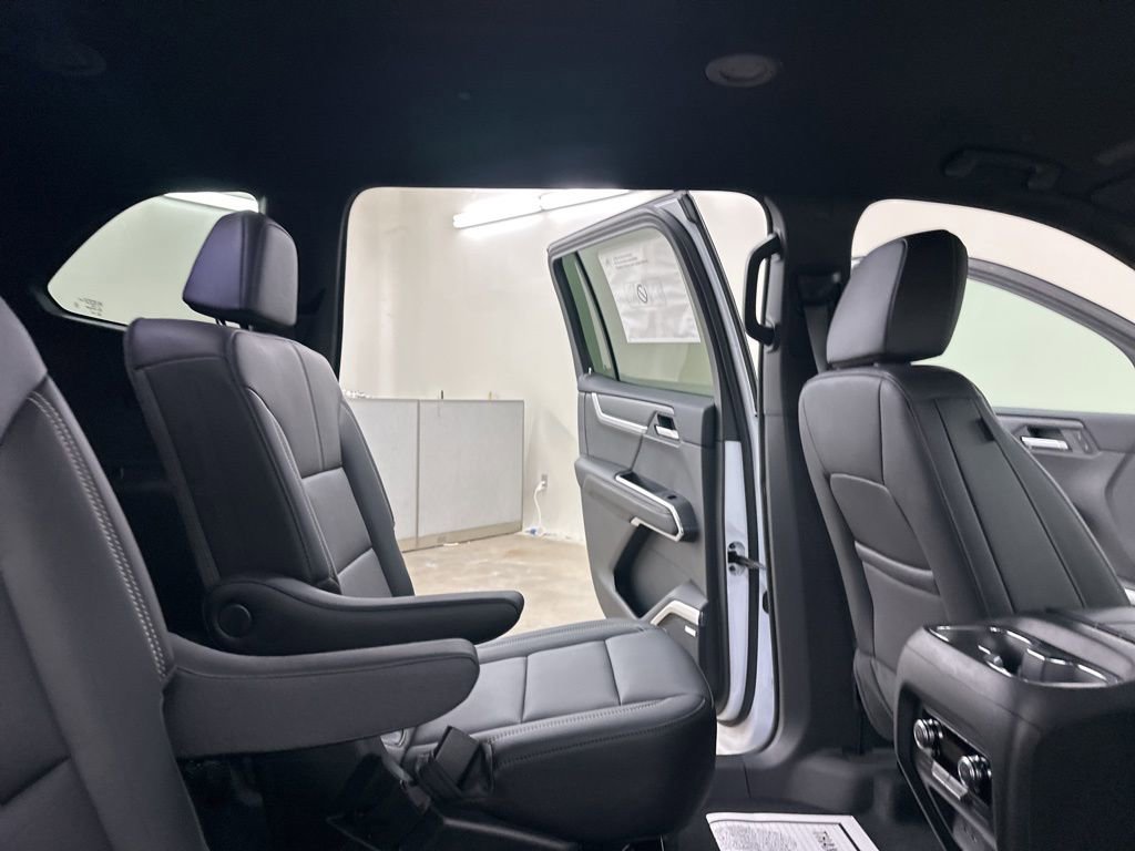 New 2026 GMC Acadia Elevation w/ Elevation Premium Package AWD/4WD image 22