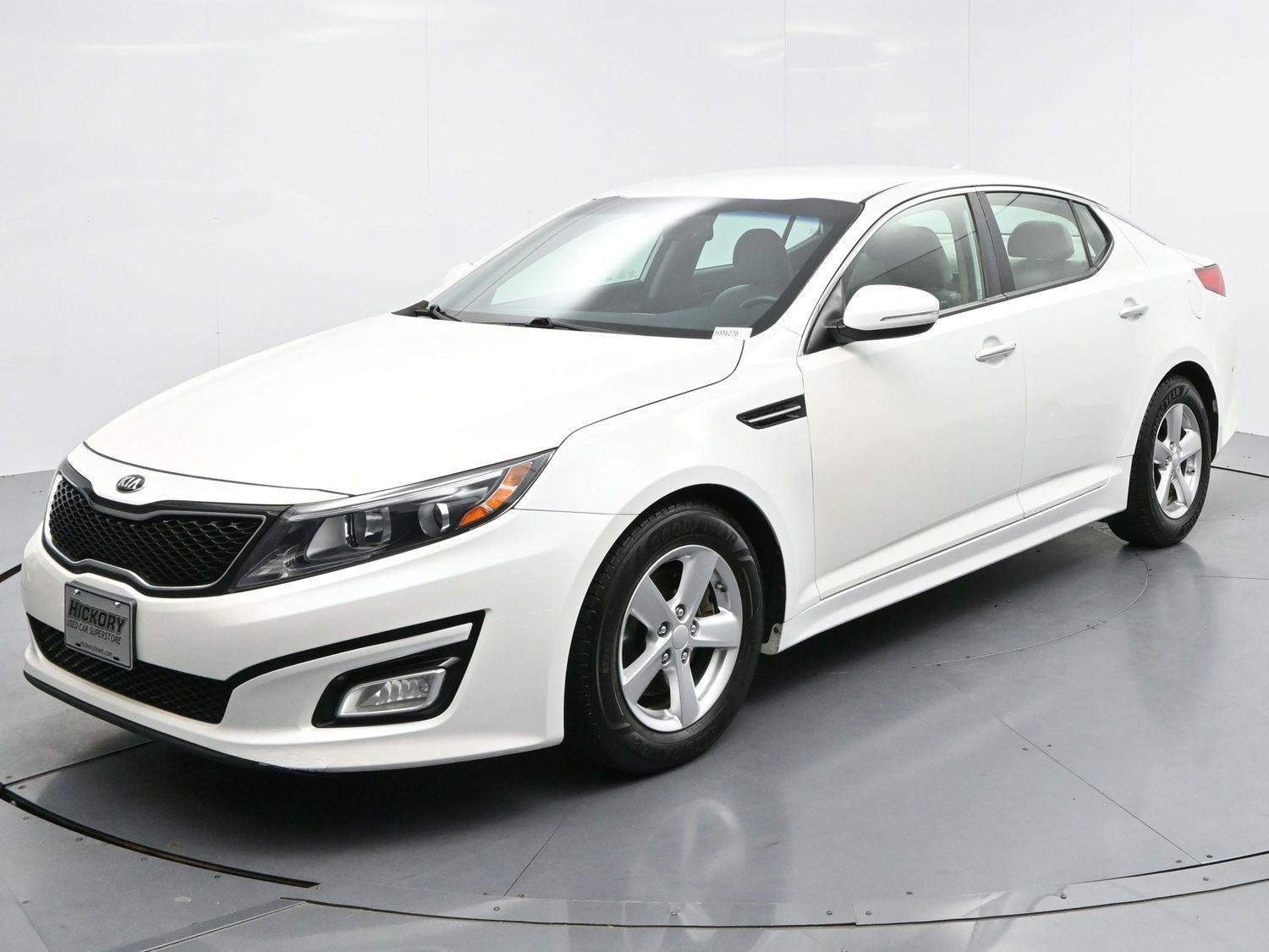 Used 2015 Kia Optima LX w/ LX Convenience Plus Package FWD image 3