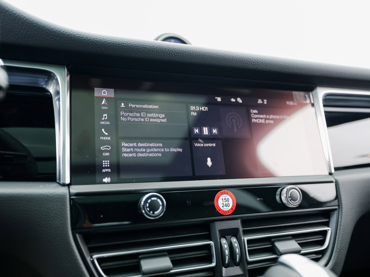 New 2026 Porsche Macan S image 18