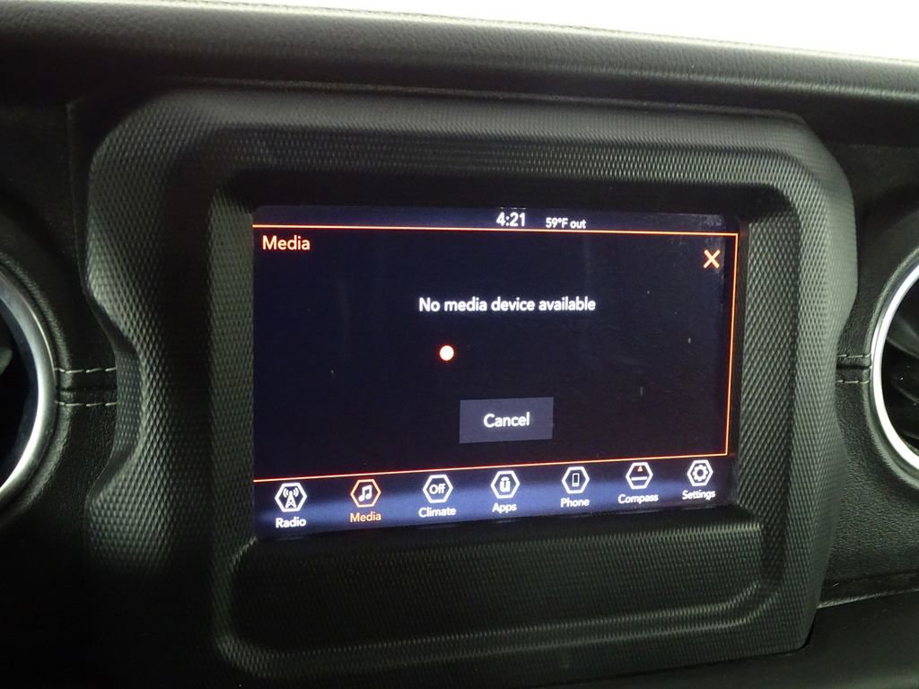 Used 2018 Jeep Wrangler Unlimited Sahara w/ Safety Group image 30