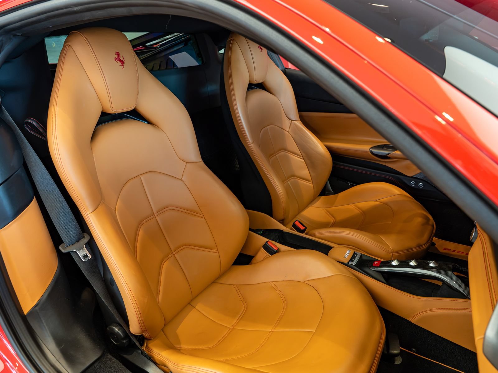 Certified 2017 Ferrari 488 GTB RWD image 19