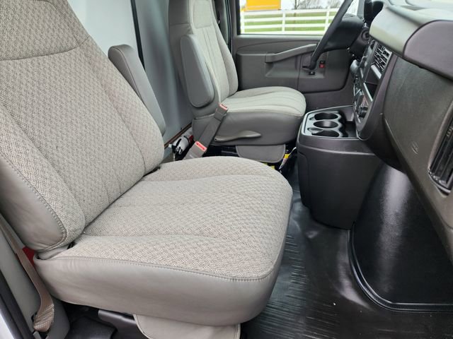 New 2026 Chevrolet Express 3500 w/ Power Convenience Package RWD image 13
