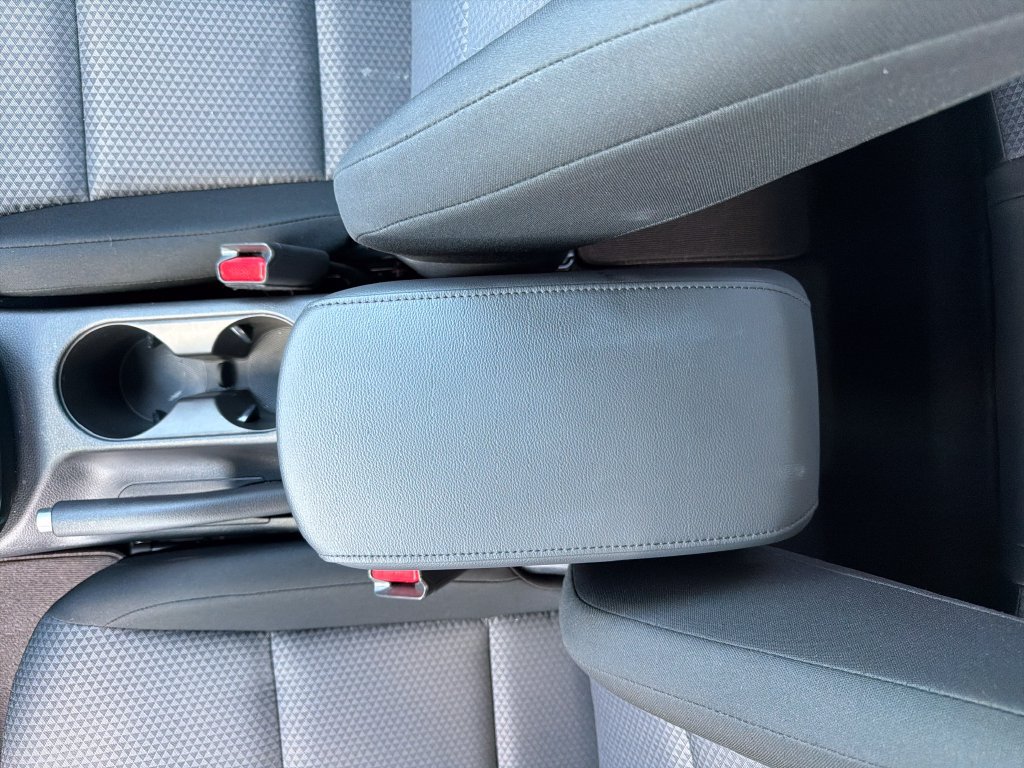 Used 2025 Kia Soul LX w/ LX Technology Package FWD image 25