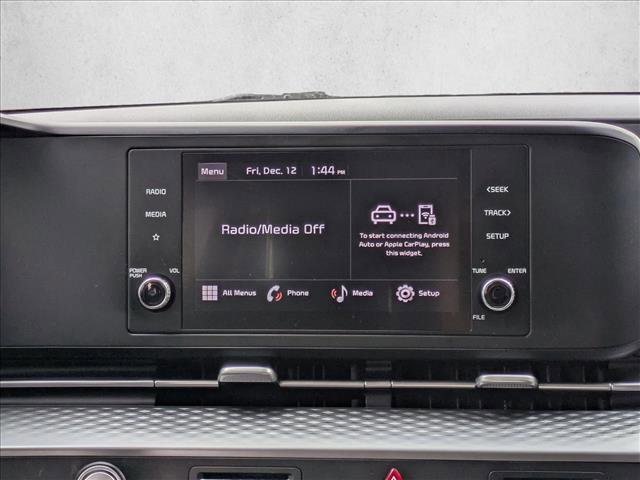 Used 2024 Kia Carnival LX image 17