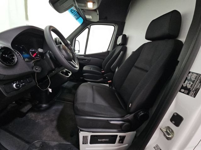 Used 2024 Mercedes-Benz Sprinter 3500 w/ Acoustic Package image 5