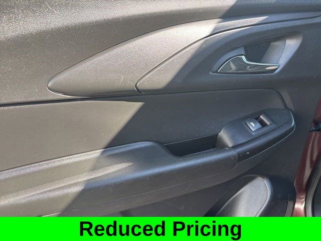 Used 2023 Chevrolet TrailBlazer LT w/ Convenience Package image 32