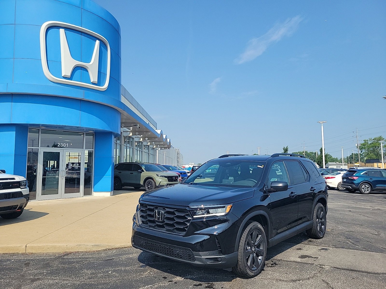 New 2025 Honda Pilot Sport