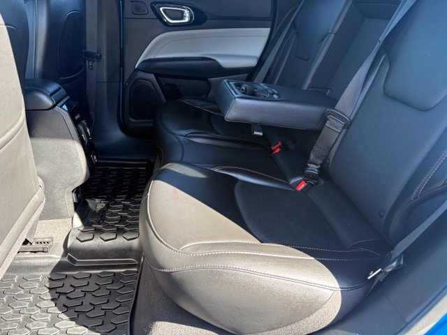 Used 2023 Jeep Compass Limited w/ Sun and Sound Group AWD/4WD image 13