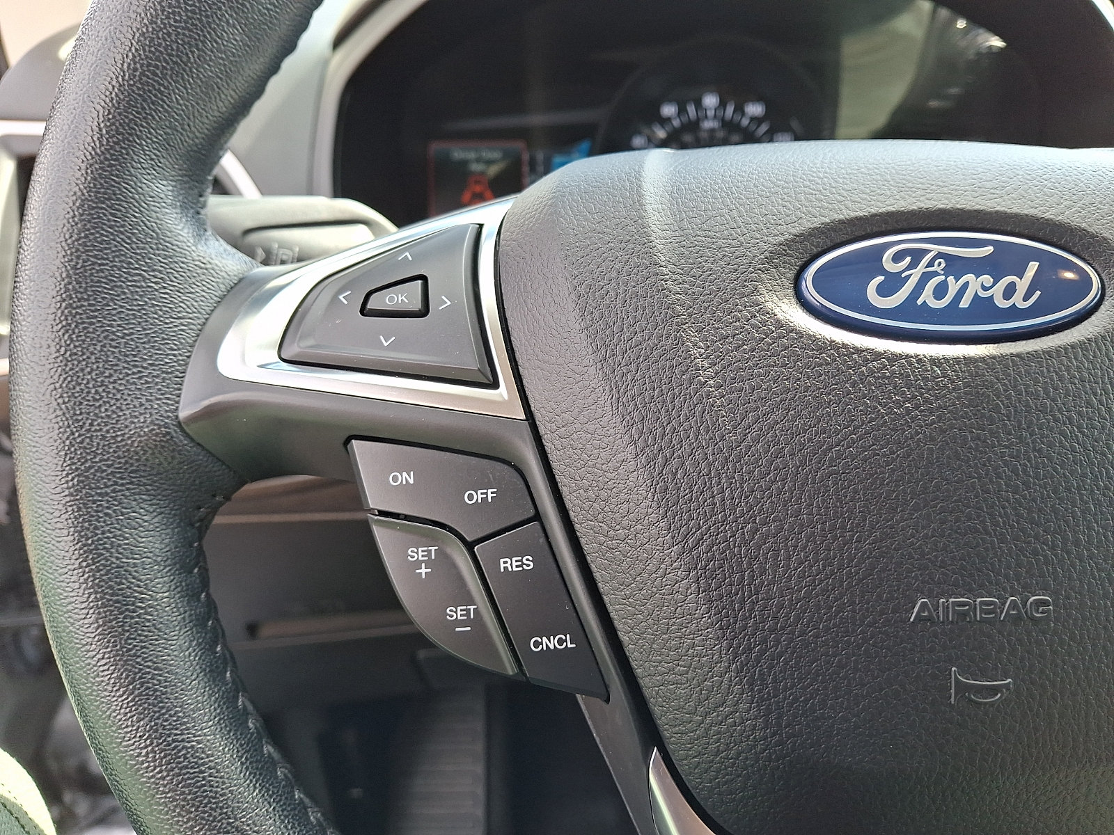 Used 2023 Ford Edge SEL w/ Convenience Package AWD/4WD image 23