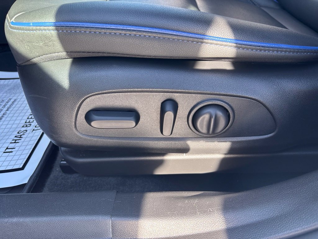 Used 2024 Buick Envista Sport Touring w/ Convenience I Package FWD image 15