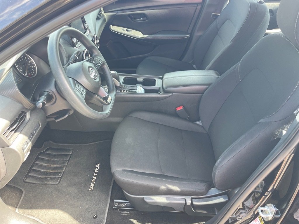 Used 2024 Nissan Sentra S image 10