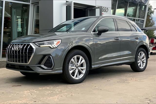 New 2025 Audi Q3 2.0T Premium image 1