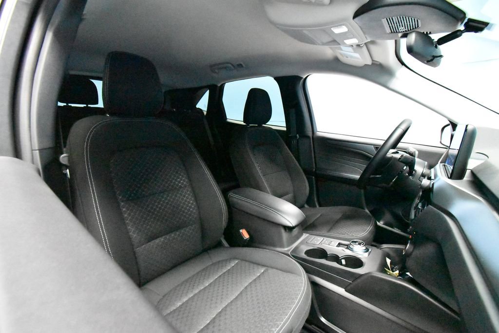 Used 2024 Ford Escape Active image 23