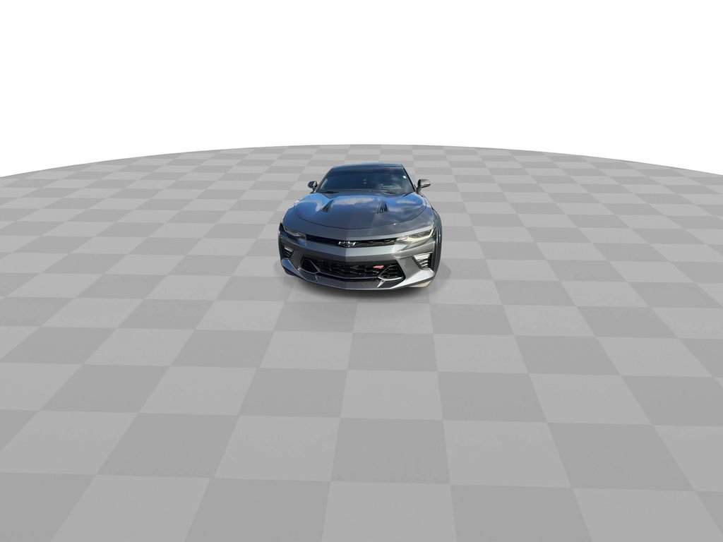 Used 2018 Chevrolet Camaro SS w/ LPO RS/SS Interior Package image 7