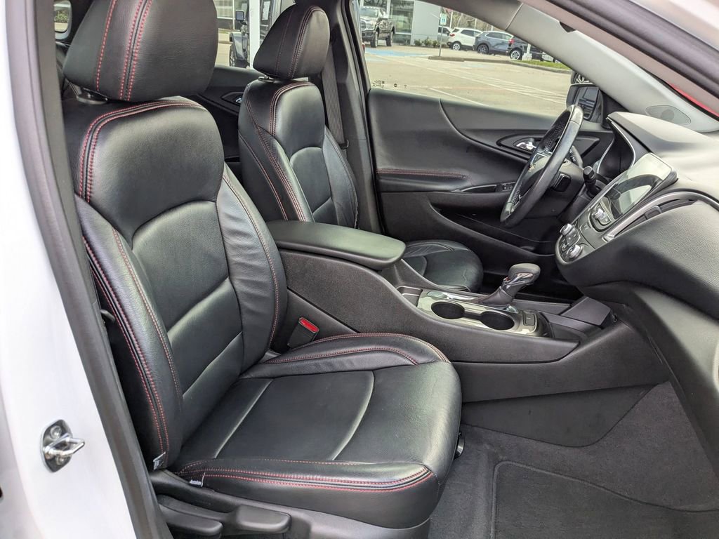 Used 2021 Chevrolet Malibu RS image 24