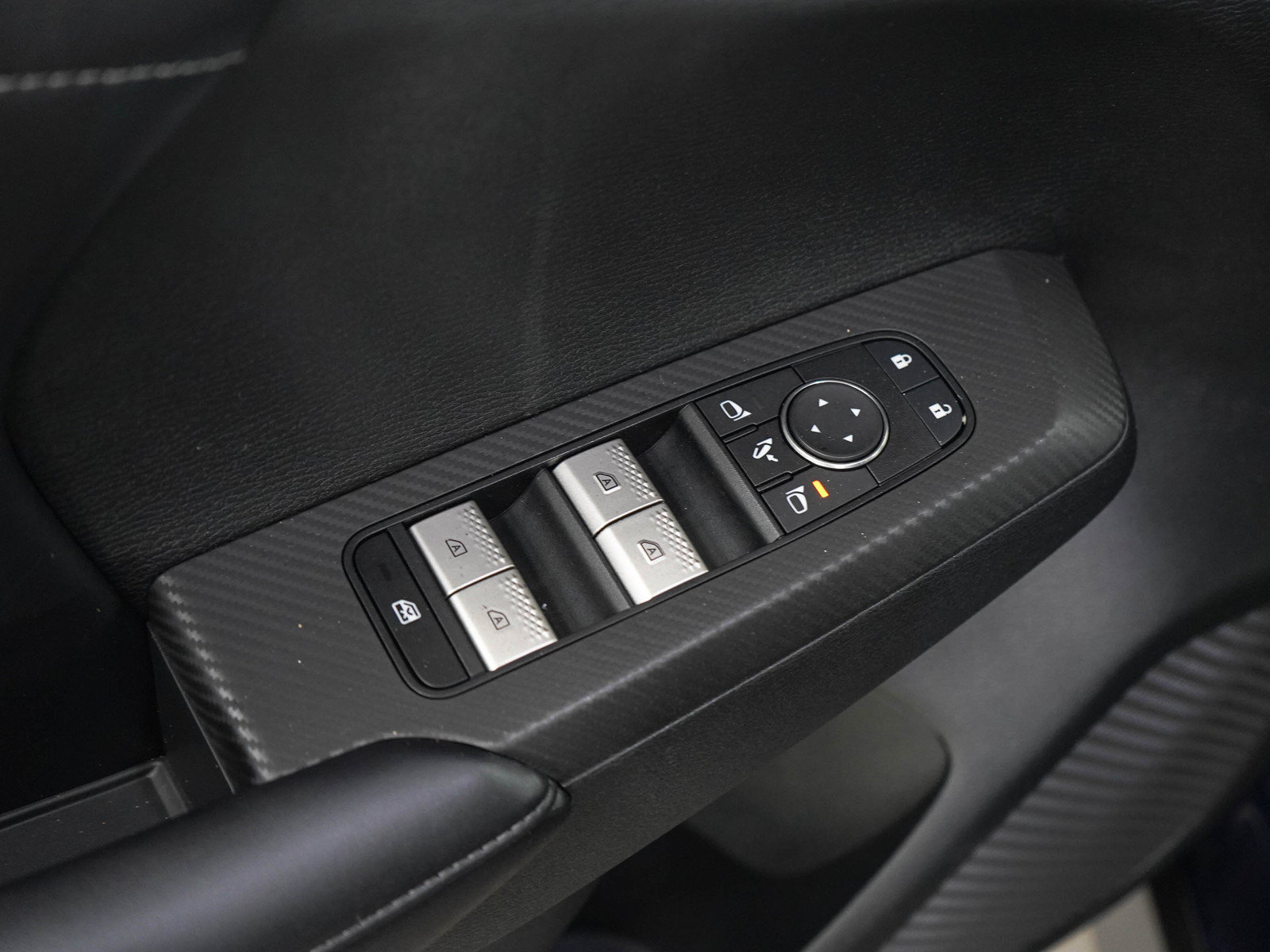 Used 2024 Mitsubishi Outlander SE AWD/4WD image 20