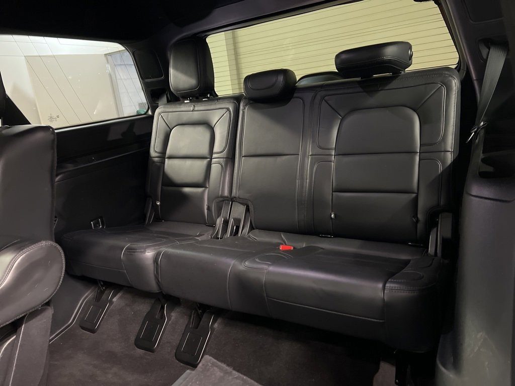 Used 2020 Lincoln Navigator Reserve w/ Luxury Package image 34