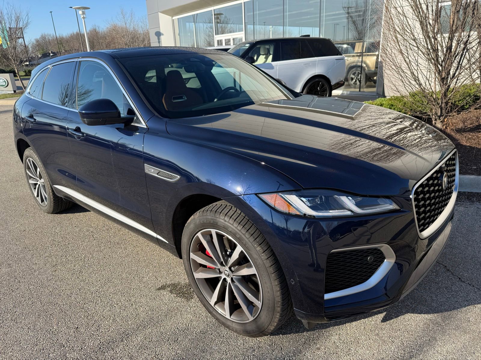 Used 2025 Jaguar F-PACE R-Dynamic S image 3