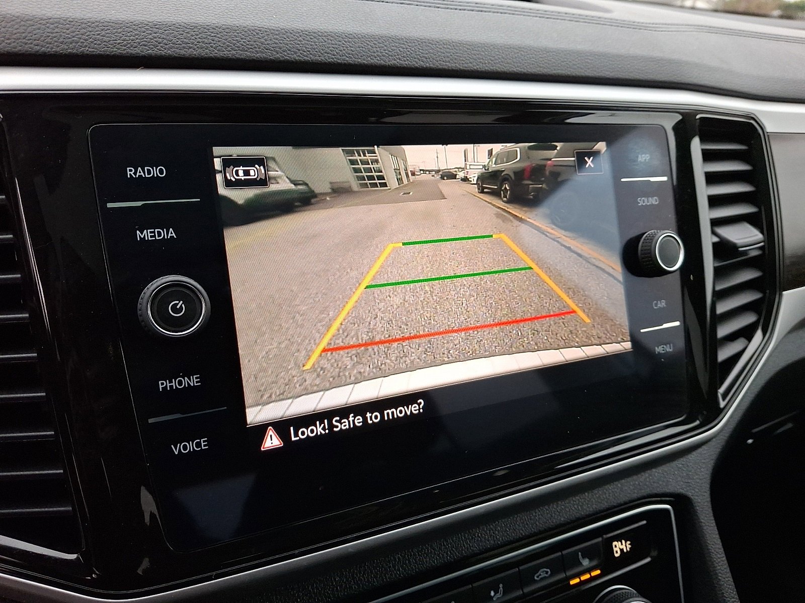 Used 2022 Volkswagen Atlas SE image 19