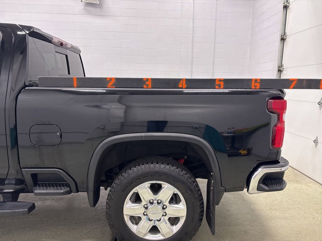 Used 2020 Chevrolet Silverado 3500 LTZ w/ LTZ Plus Package AWD/4WD image 10
