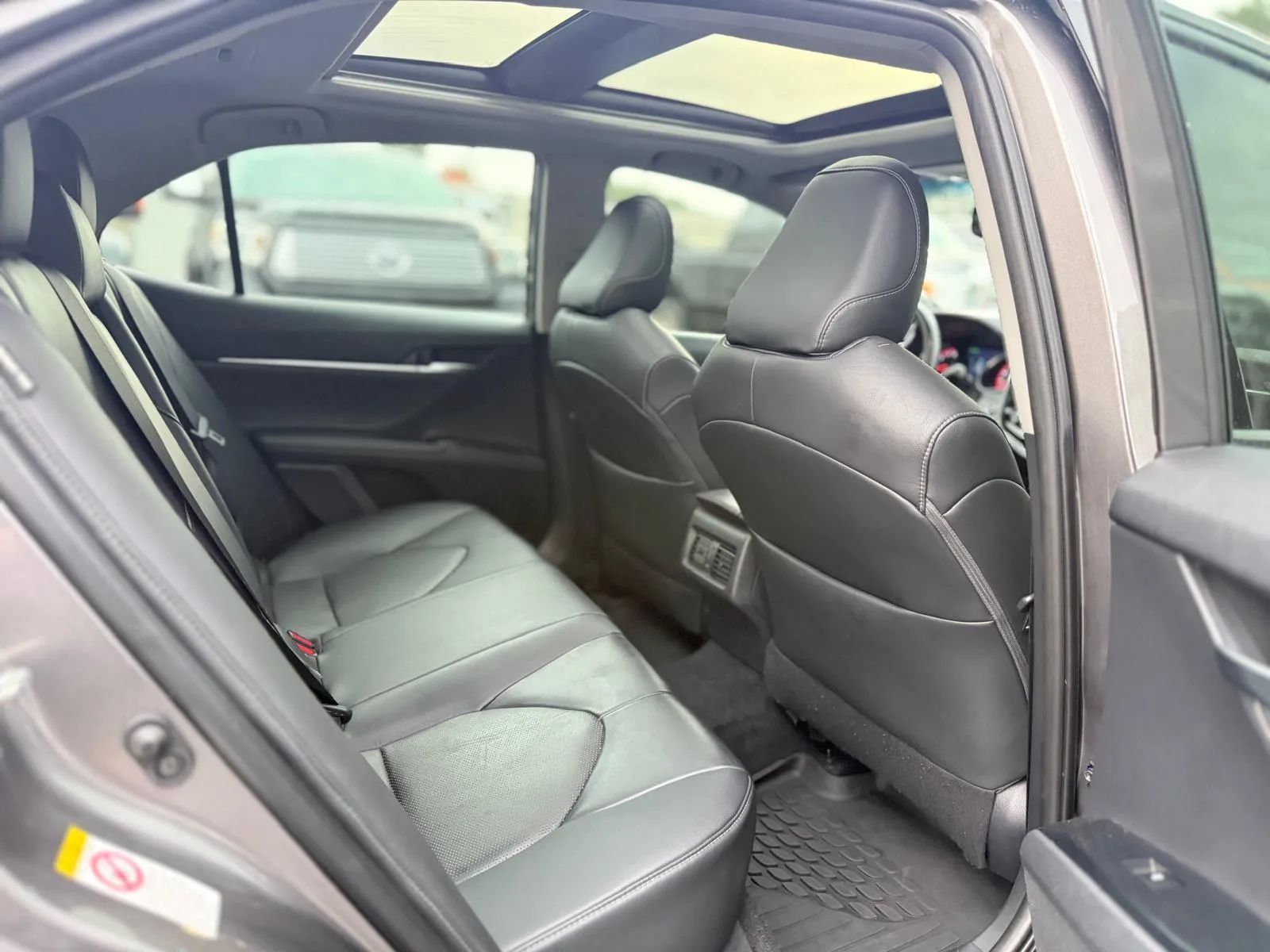Used 2018 Toyota Camry XSE w/ Driver Assist Package FWD image 8