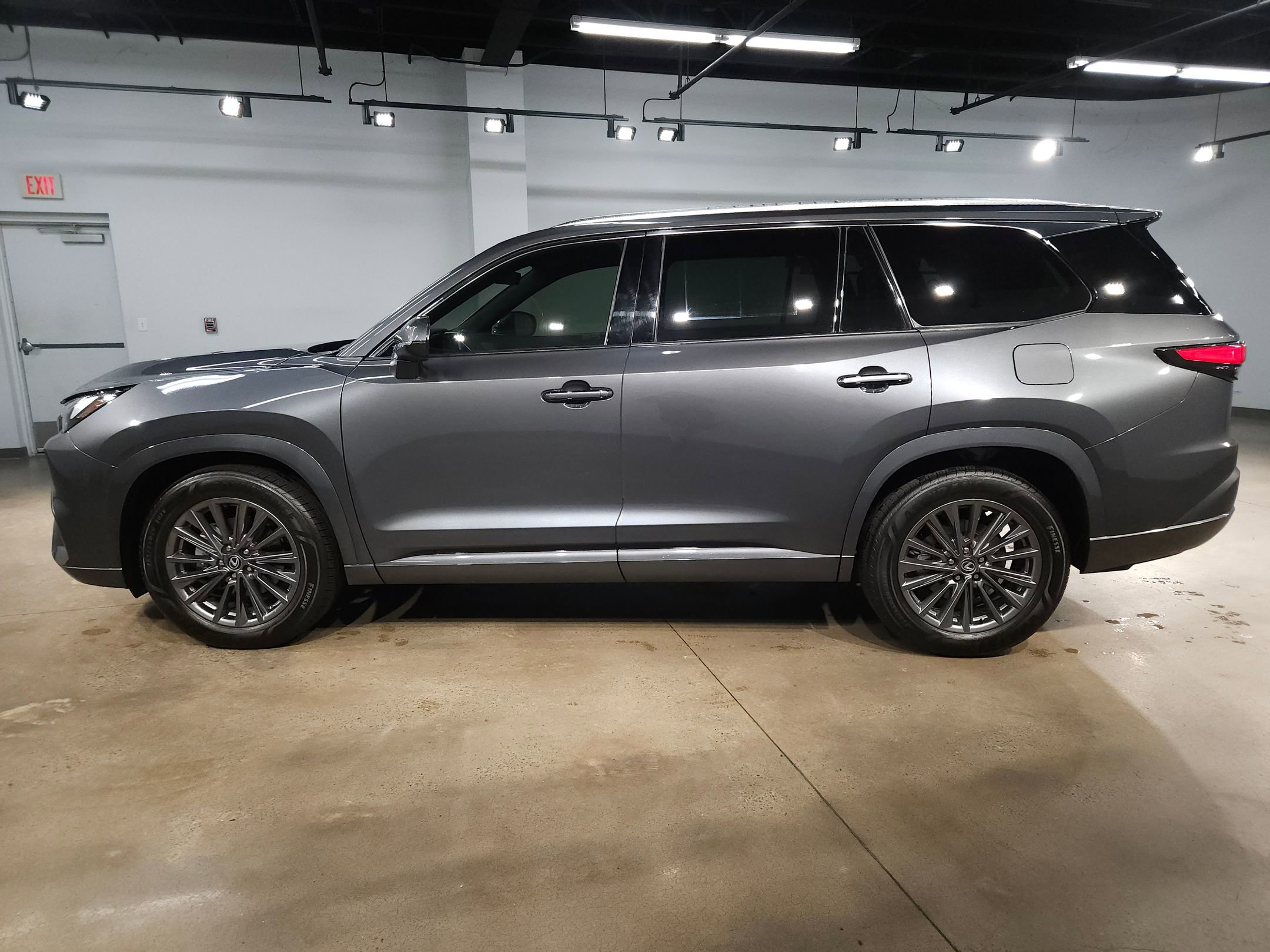 Used 2025 Lexus TX 350 AWD w/ Convenience Package image 4