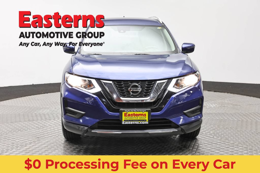 Used 2020 Nissan Rogue SV AWD/4WD image 2