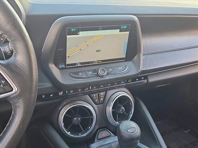 Used 2016 Chevrolet Camaro SS RWD image 15