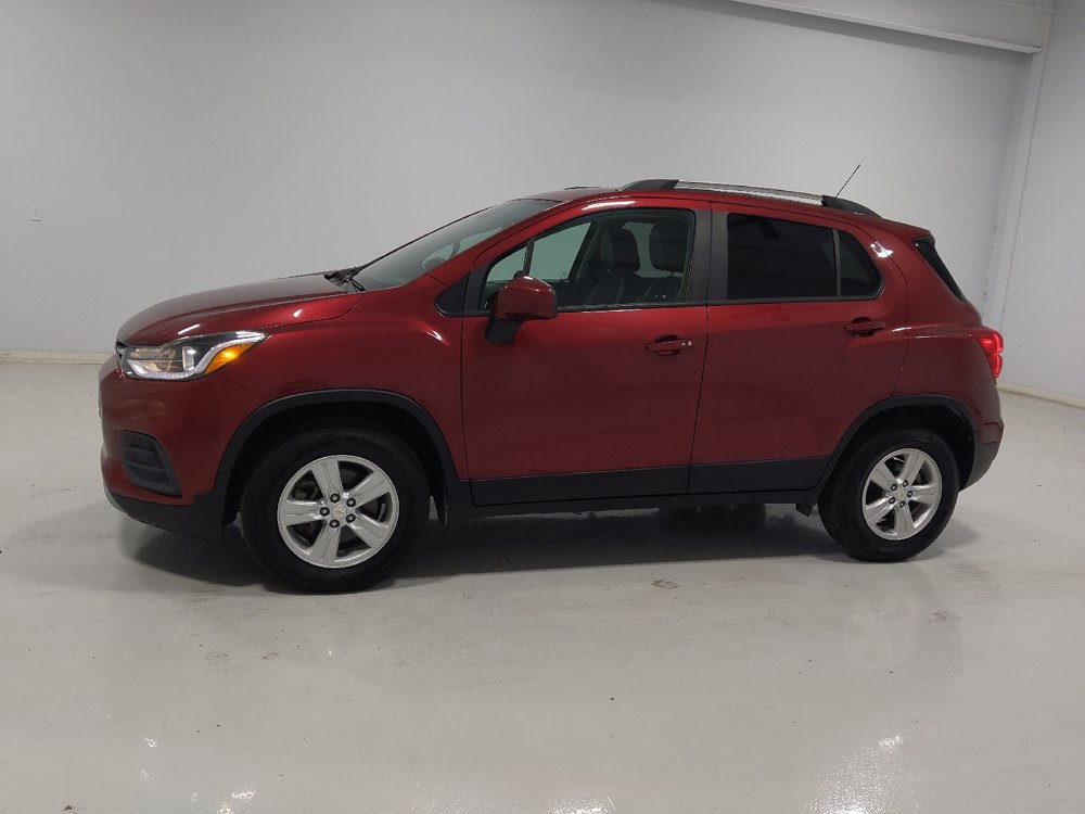 Used 2022 Chevrolet Trax LT w/ Driver Confidence Package AWD/4WD image 2