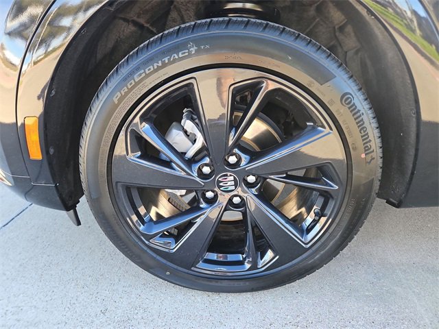 Used 2024 Buick Envision Sport Touring image 32