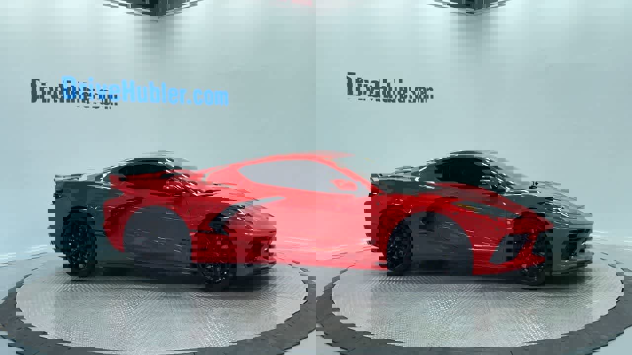 Used 2023 Chevrolet Corvette Stingray Preferred Cpe w/ Z51 Performance Package image 3