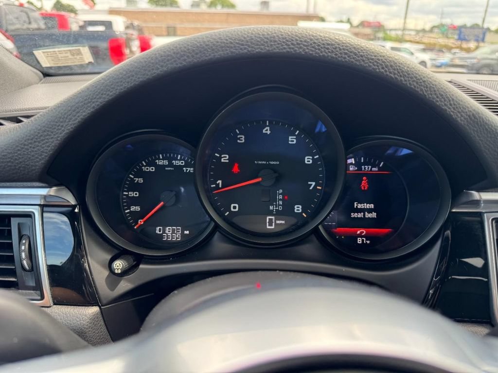 Used 2018 Porsche Macan AWD/4WD image 20