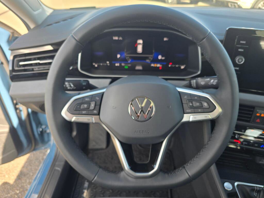 New 2026 Volkswagen Jetta SE image 22