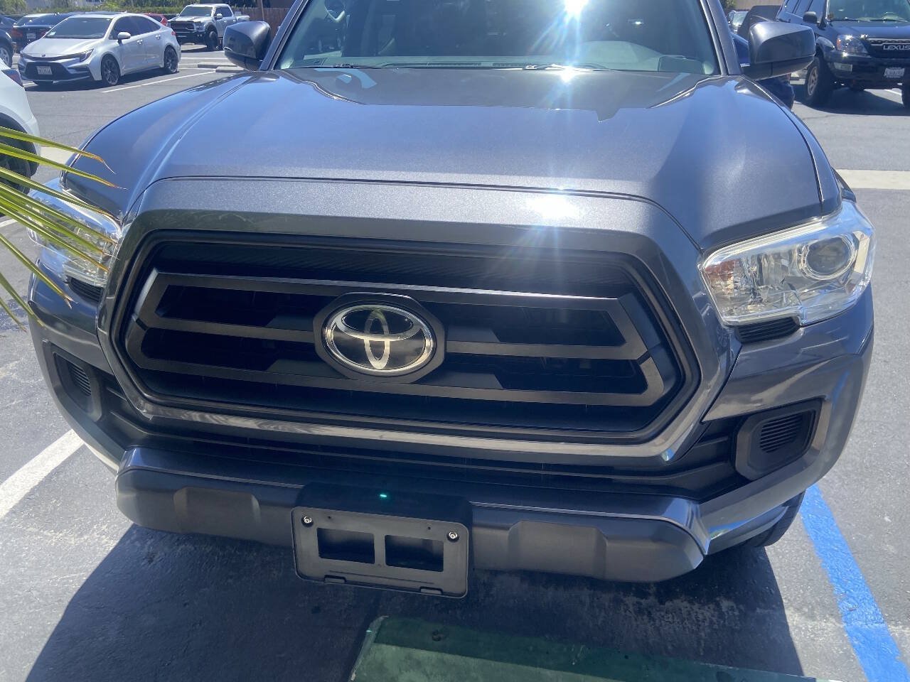 Used 2021 Toyota Tacoma SR w/ SR Convenience Package RWD image 5