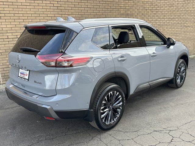 Used 2025 Nissan Rogue SL w/ Tech Package image 20