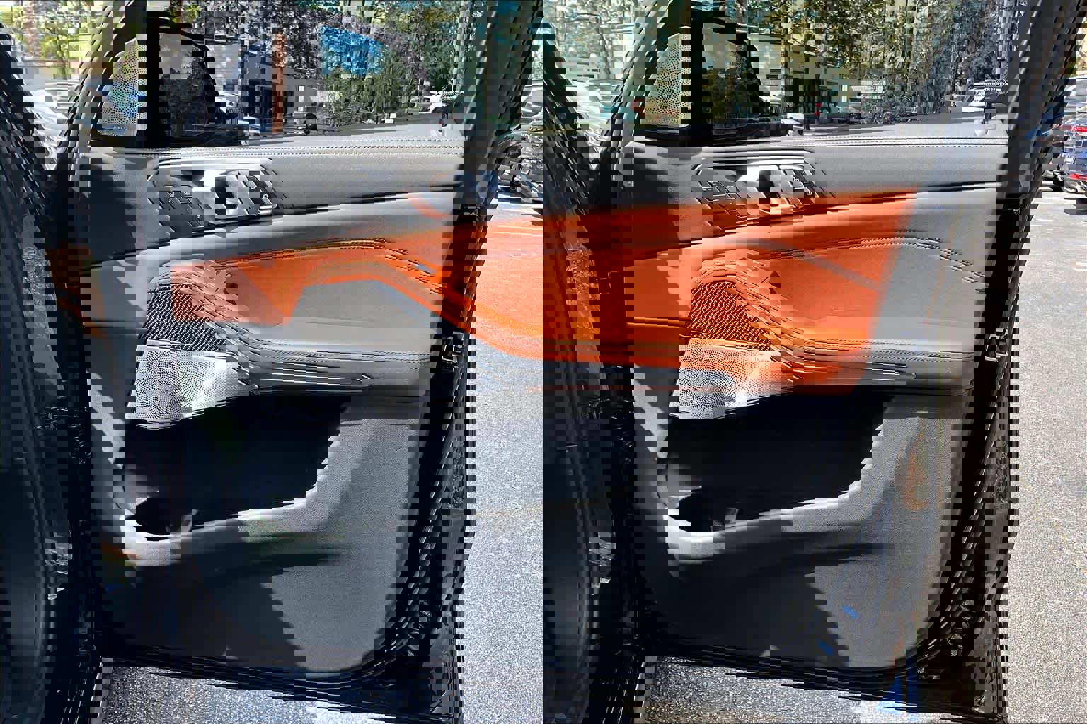 Certified 2024 BMW X7 M60i w/ Executive Package image 23