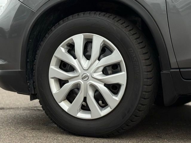 Used 2019 Nissan Rogue S image 47