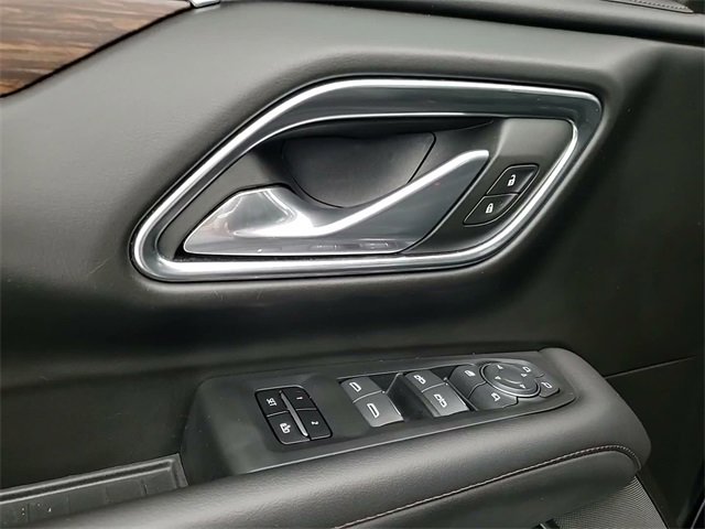 Used 2024 Chevrolet Tahoe High Country image 11