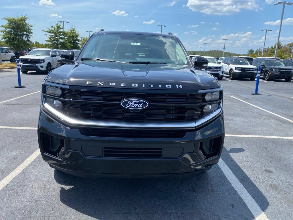 New 2027 Ford Expedition Max Platinum w/ Platinum Ultimate Package AWD/4WD image 2