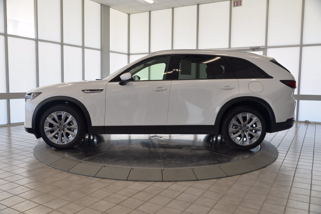Certified 2026 MAZDA CX-90 3.3 Turbo w/ Preferred Package AWD/4WD image 5