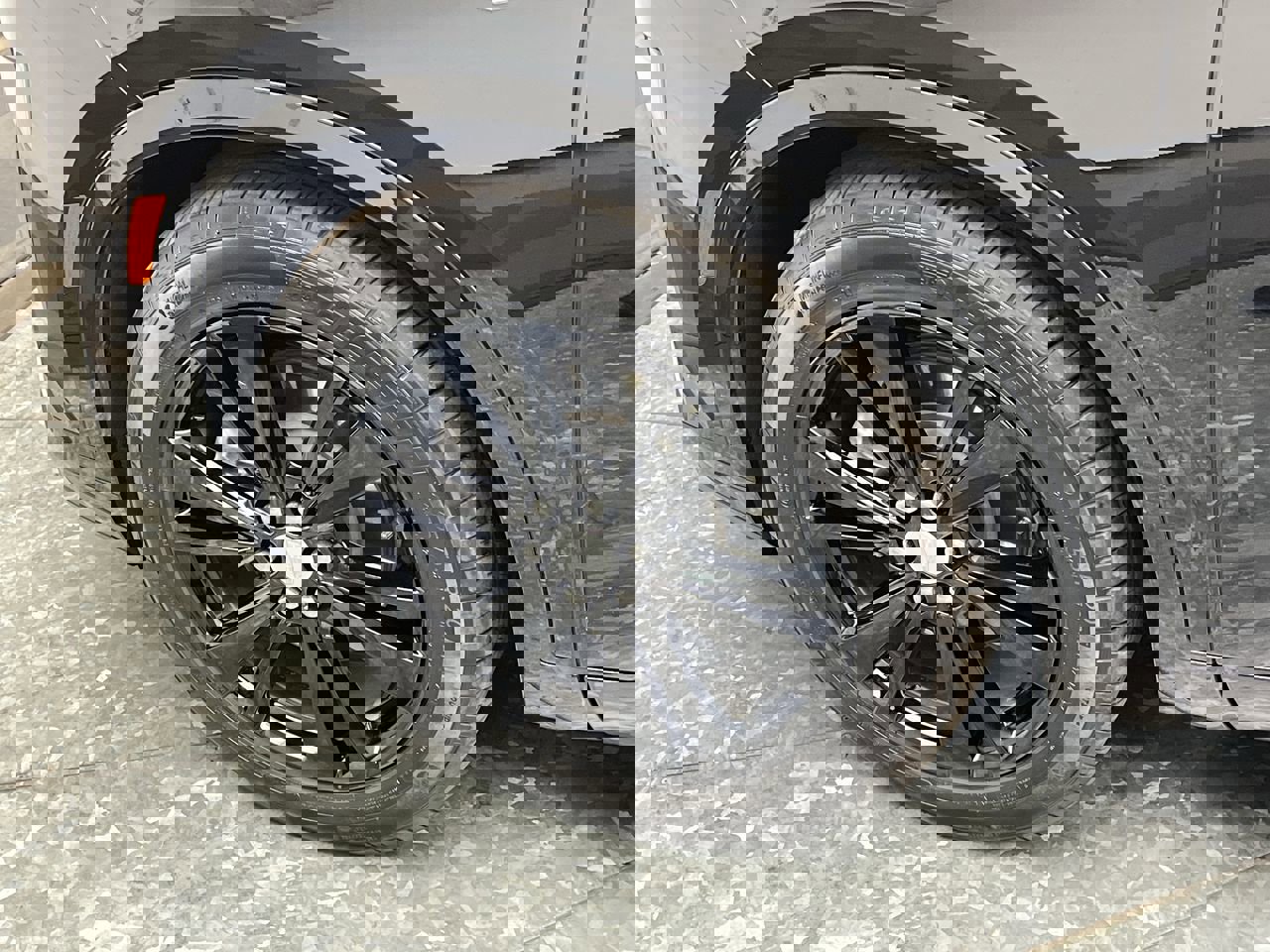 Certified 2025 Cadillac XT6 Premium Luxury image 38