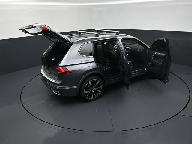 Used 2022 Volkswagen Tiguan SEL R-Line AWD/4WD image 30