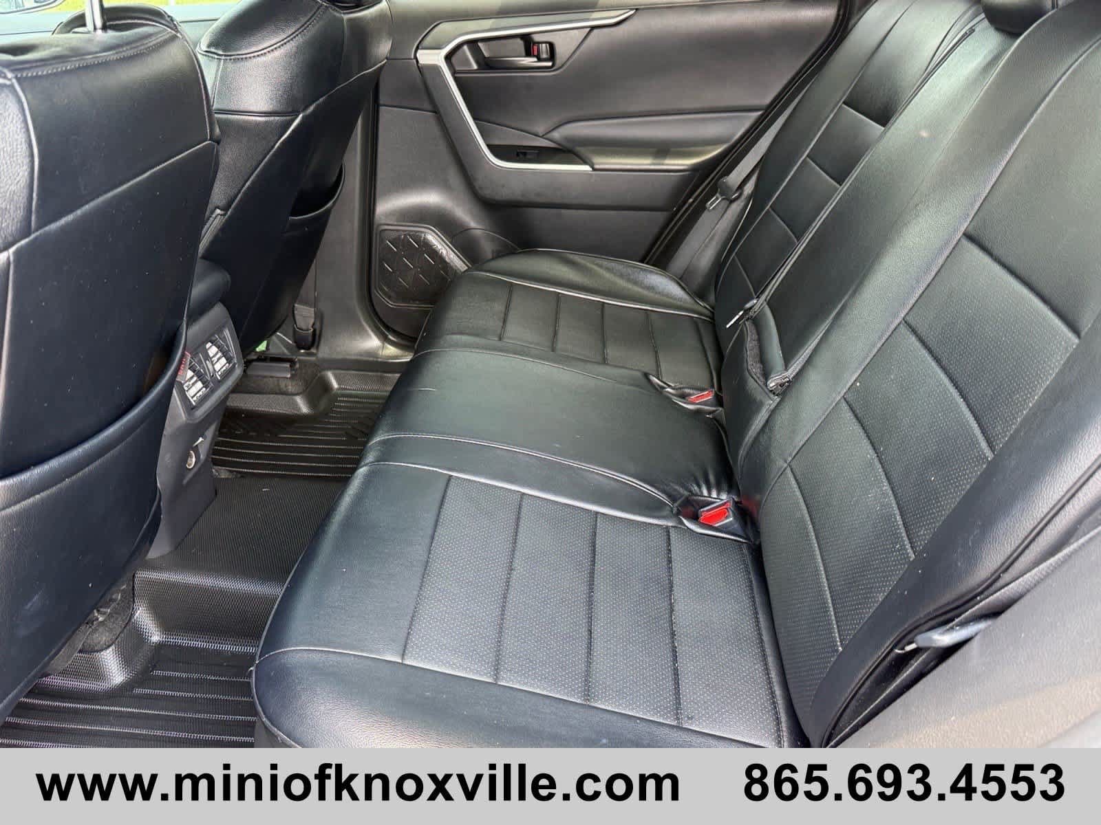 Used 2024 Toyota RAV4 LE AWD/4WD image 17