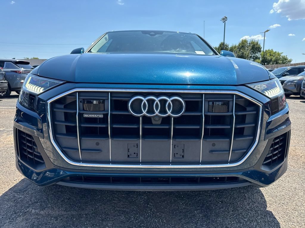 Used 2021 Audi Q8 Prestige w/ Prestige Package AWD/4WD image 2