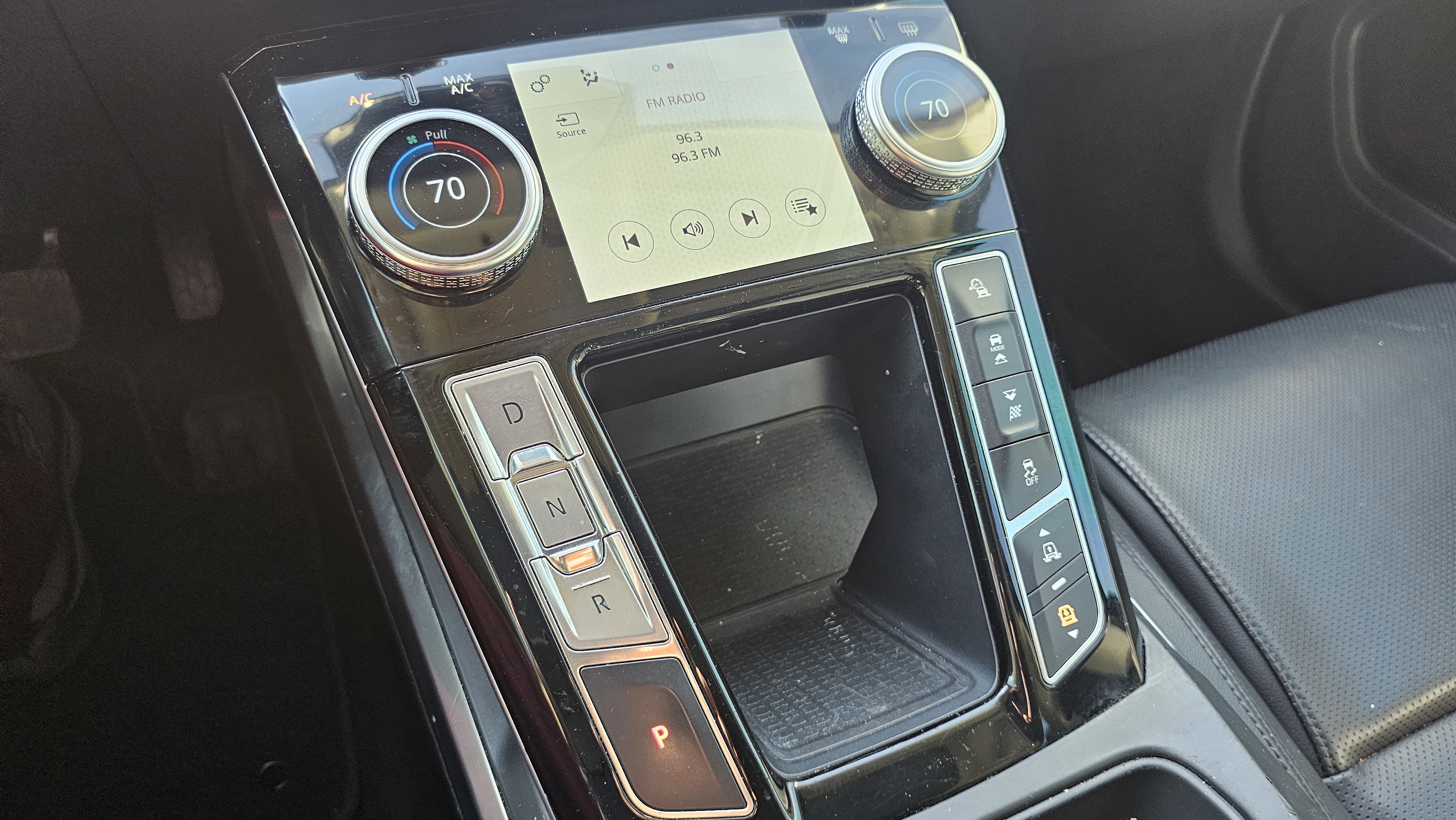 Used 2020 Jaguar I-PACE S image 36