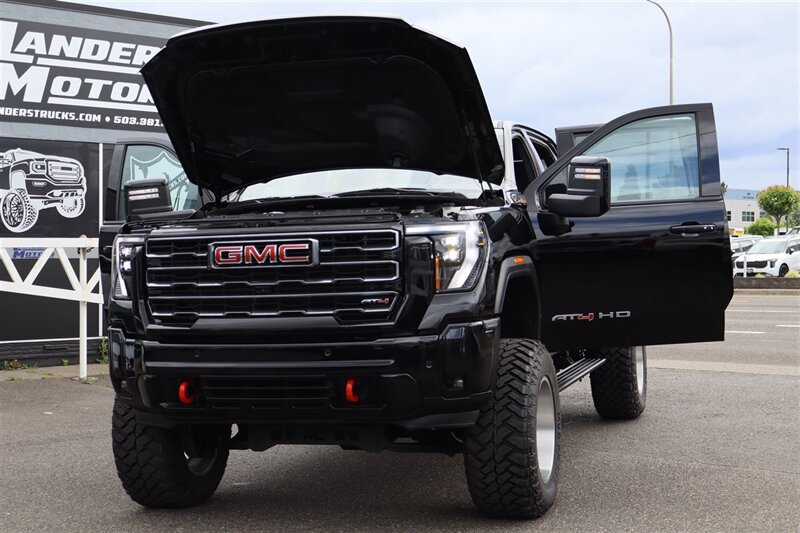 Used 2025 GMC Sierra 3500 AT4 w/ AT4 Premium Plus Package AWD/4WD image 38