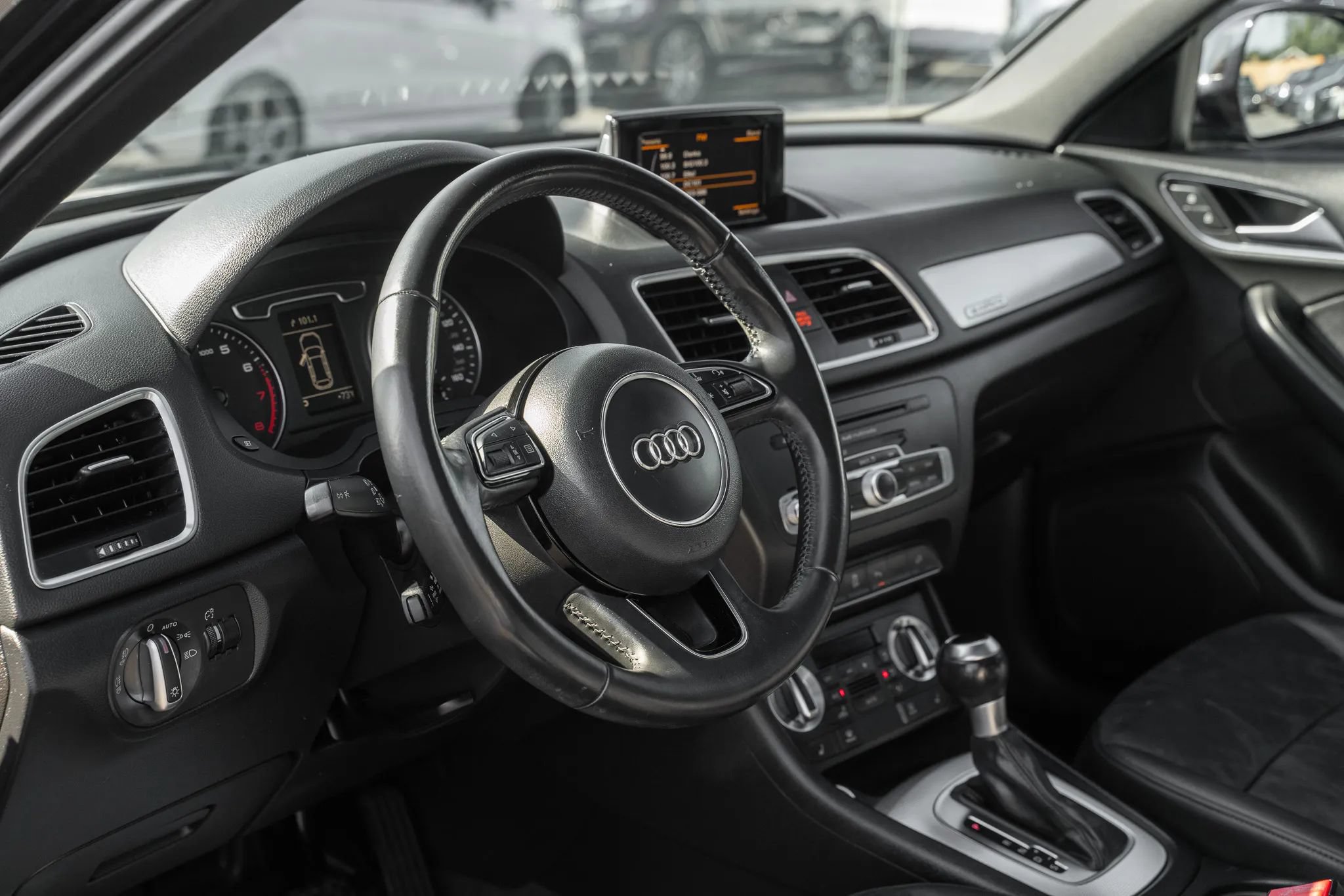 Used 2015 Audi Q3 2.0T Premium Plus w/ Driver Assistance Package AWD/4WD image 15