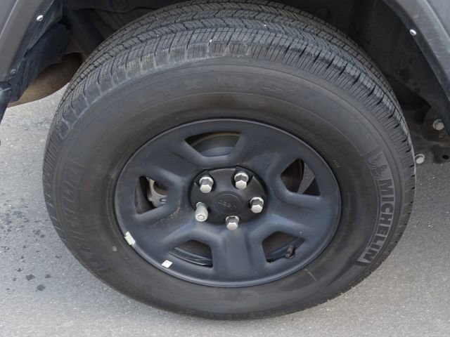 Used 2022 Jeep Wrangler Sport image 13