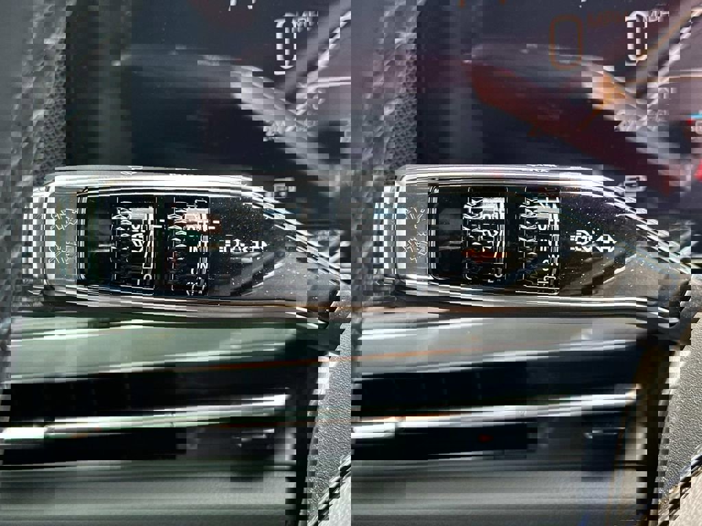 New 2026 Cadillac Escalade IQ Luxury 1 w/ LPO, Floor Liner Package image 26