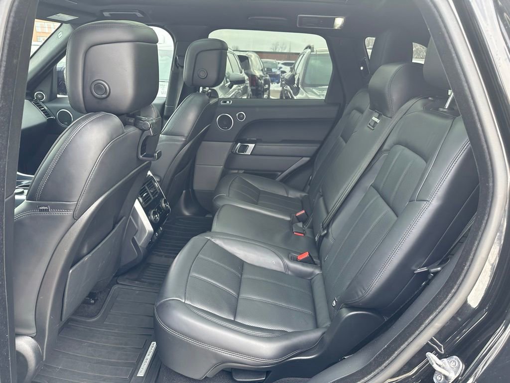 Used 2022 Land Rover Range Rover Sport HSE Silver Edition image 24